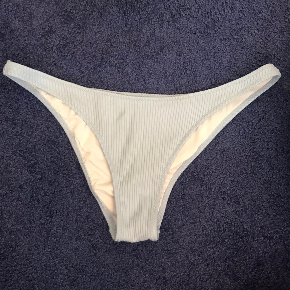 Bathing suit bottoms